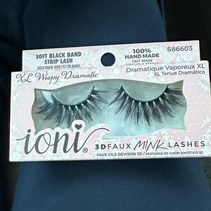 Lilly Lashes XL Wispy Dramatic Faux Mink Lashes - Black